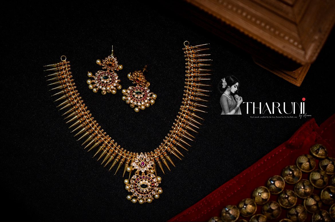 Milano Mullamottu Kemp Neckpiece