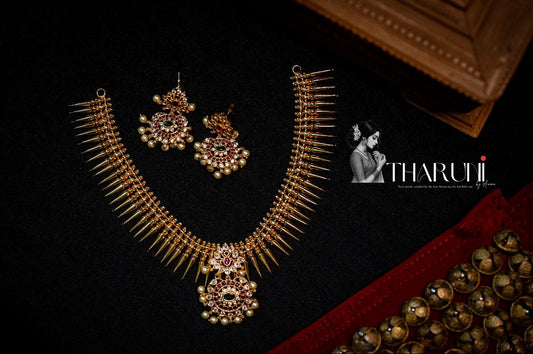 Milano Mullamottu Kemp Neckpiece