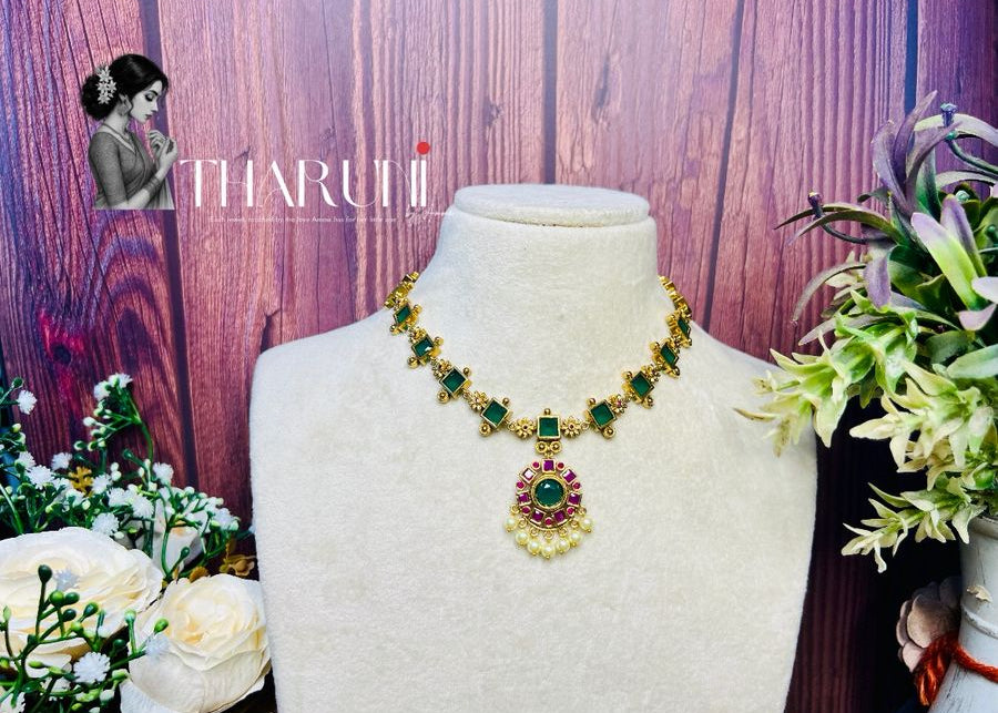 Thulika Floral Square Kemp Necklace