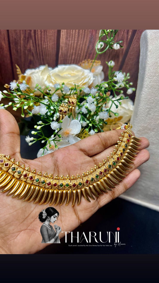 Thulika Kerala Pullinegam Neckpiece